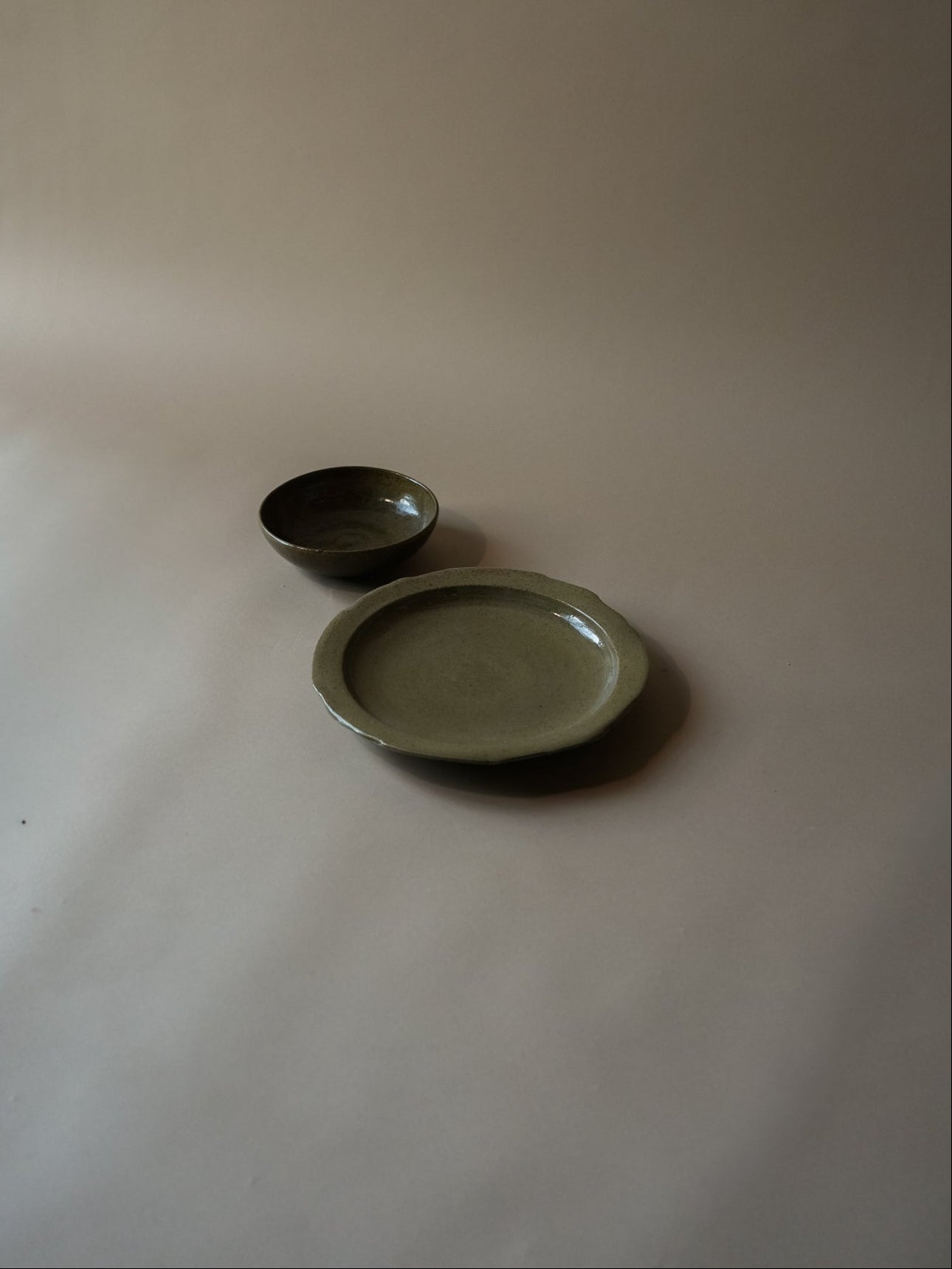 SET PLATO AMORFO CON CEJA